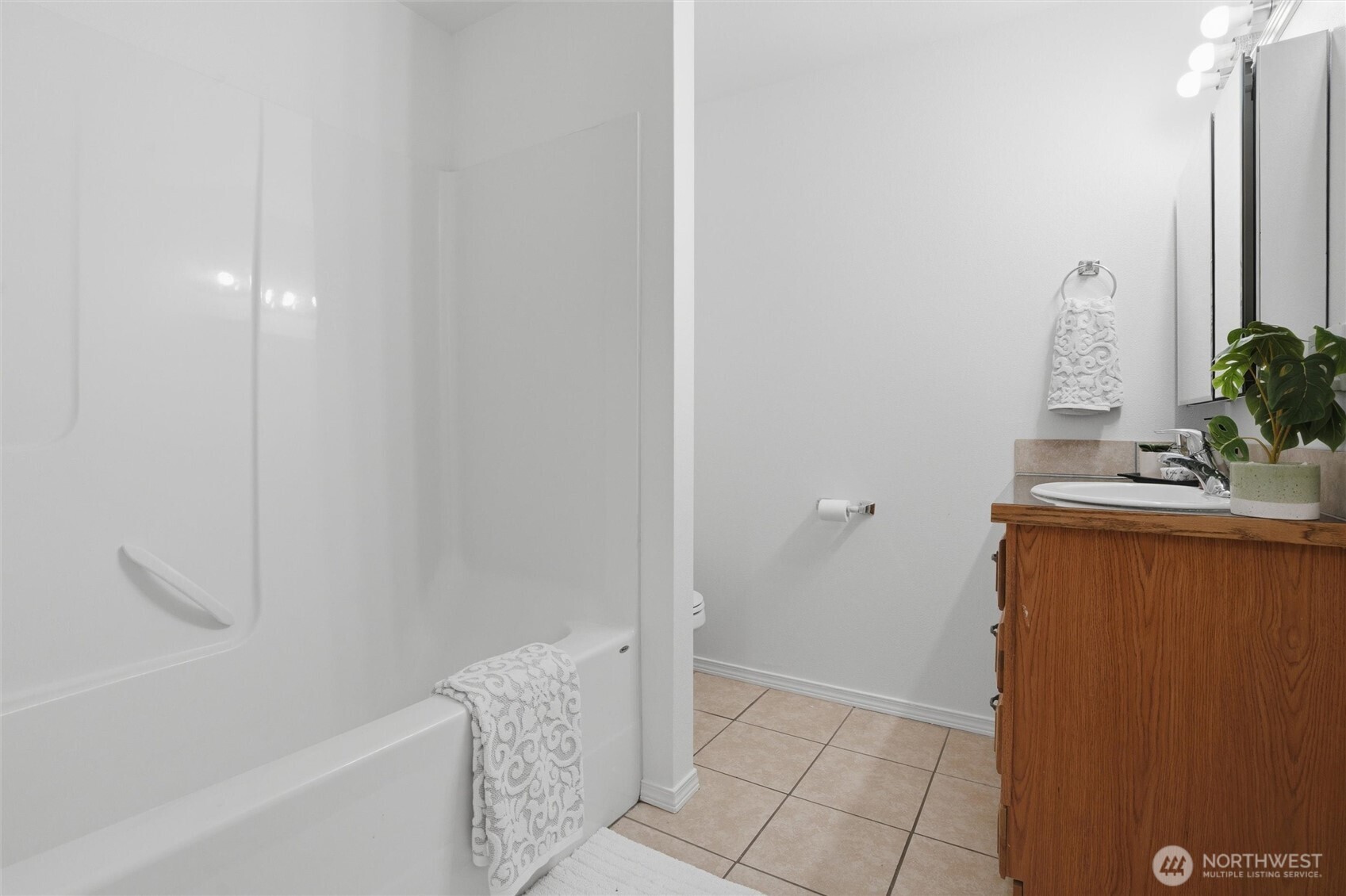 2177 Polar Star Way , Port Orchard, WA 98366