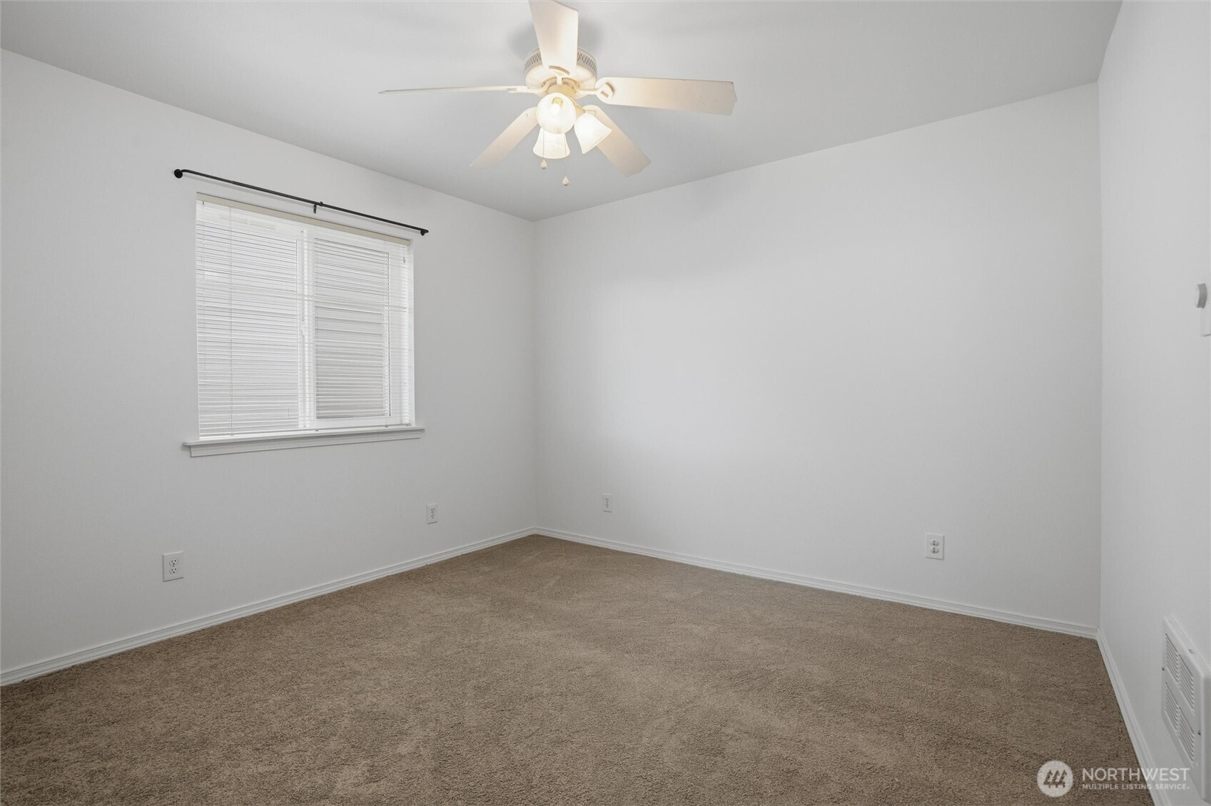 2177 Polar Star Way , Port Orchard, WA 98366