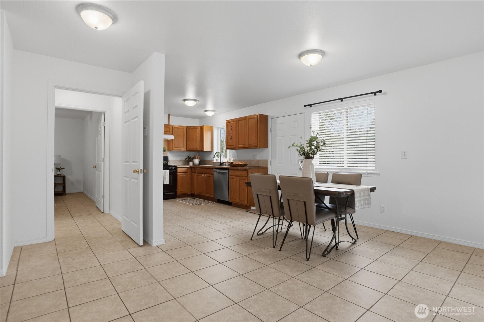 2177 Polar Star Way , Port Orchard, WA 98366