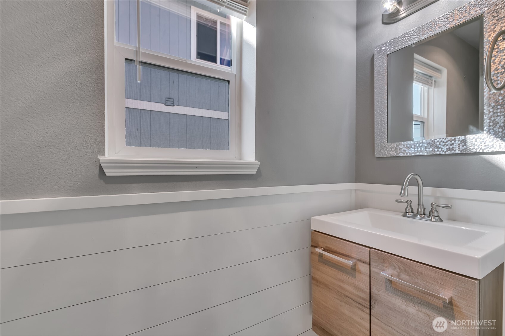 1525 S G Street , Tacoma, WA 98405