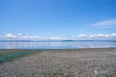 4027 Beach Drive SW #8, Seattle, WA 98116