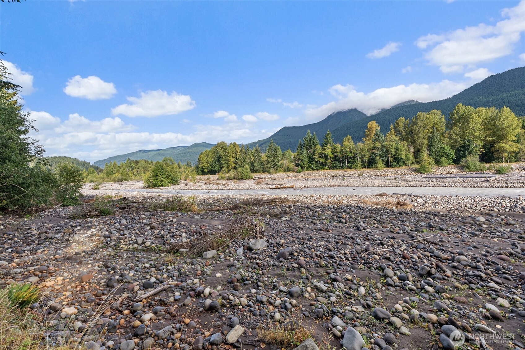 1 Skate Creek Road N, Morton, WA 98356