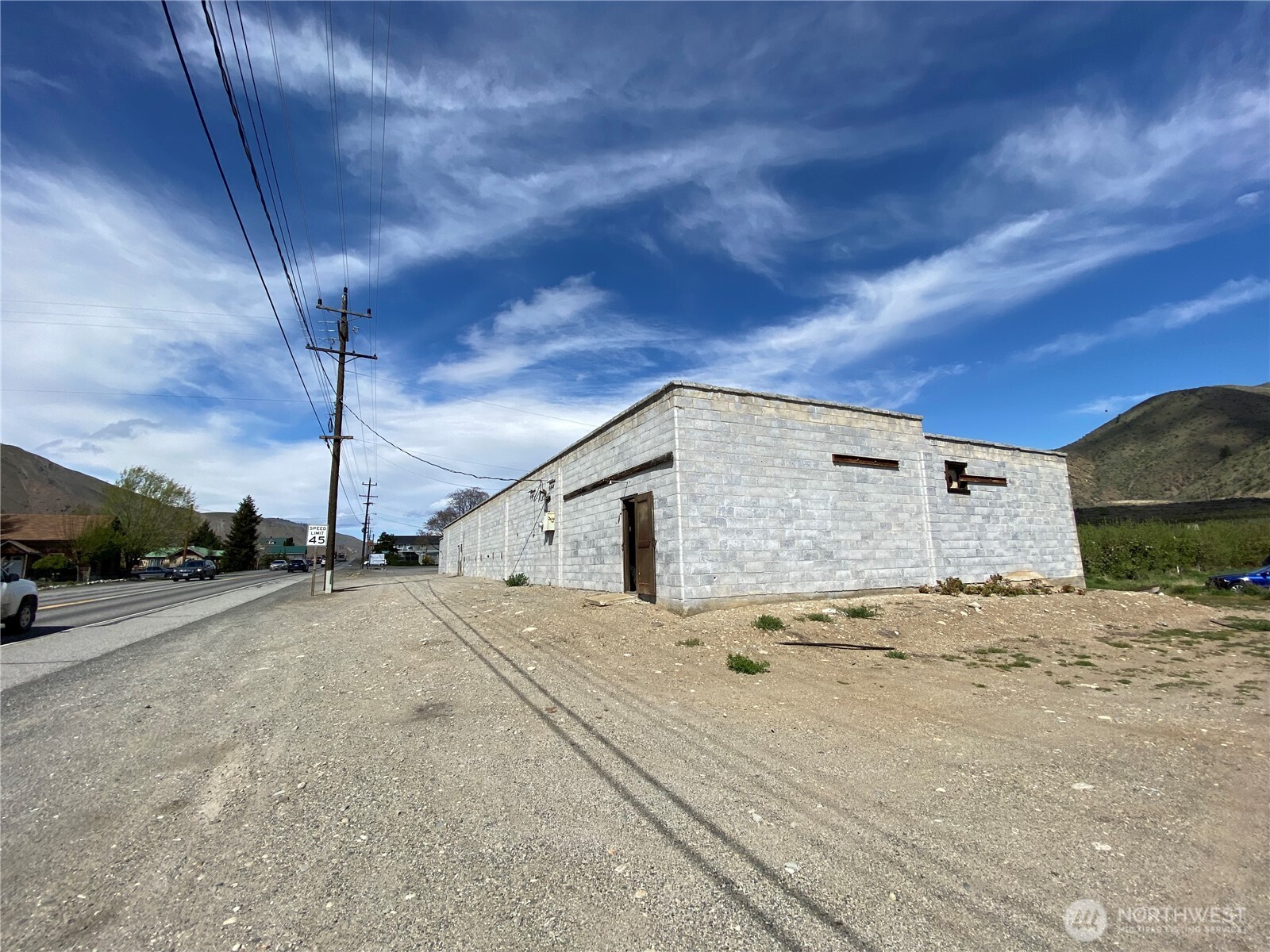 13954 US 2 , Orondo, WA 98843