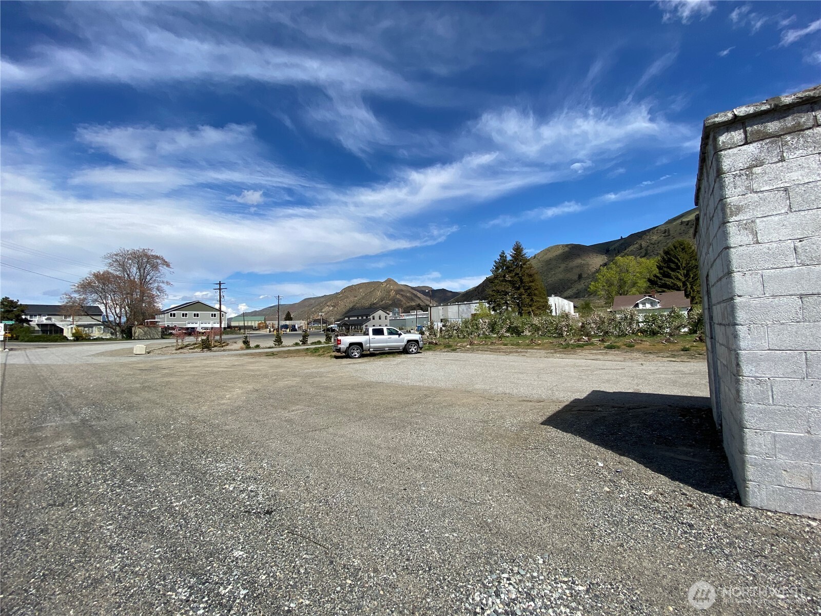 13954 US 2 , Orondo, WA 98843