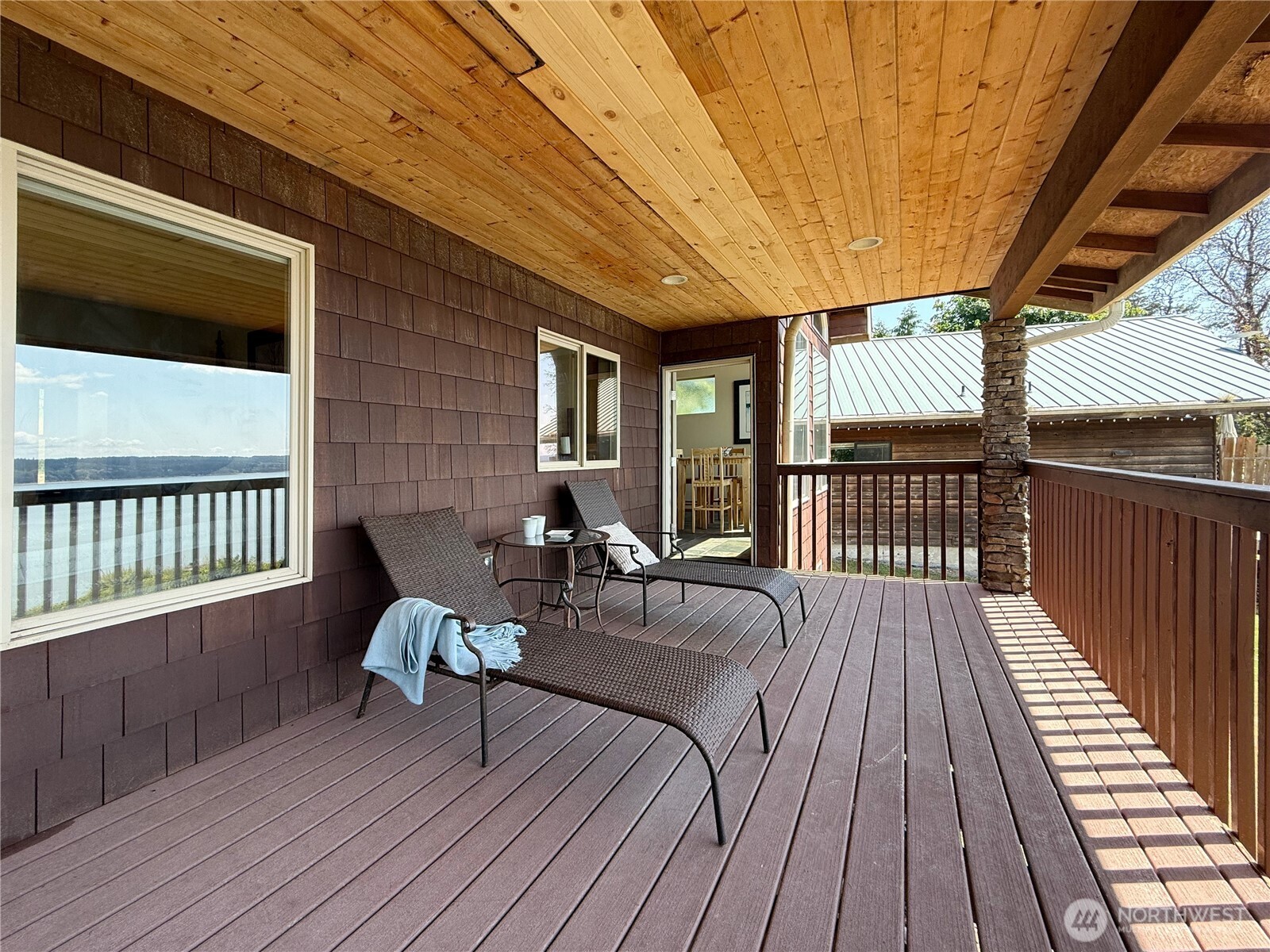 49 M Whidbey Island Drive , Everett, WA 98206