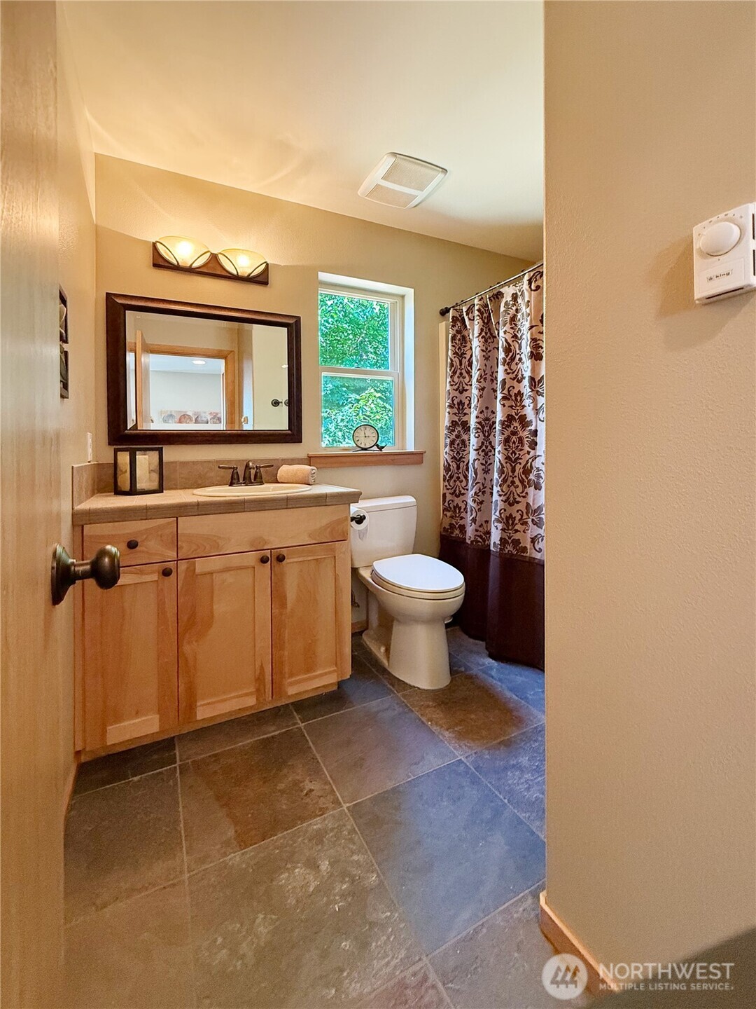 49 M Whidbey Island Drive , Everett, WA 98206