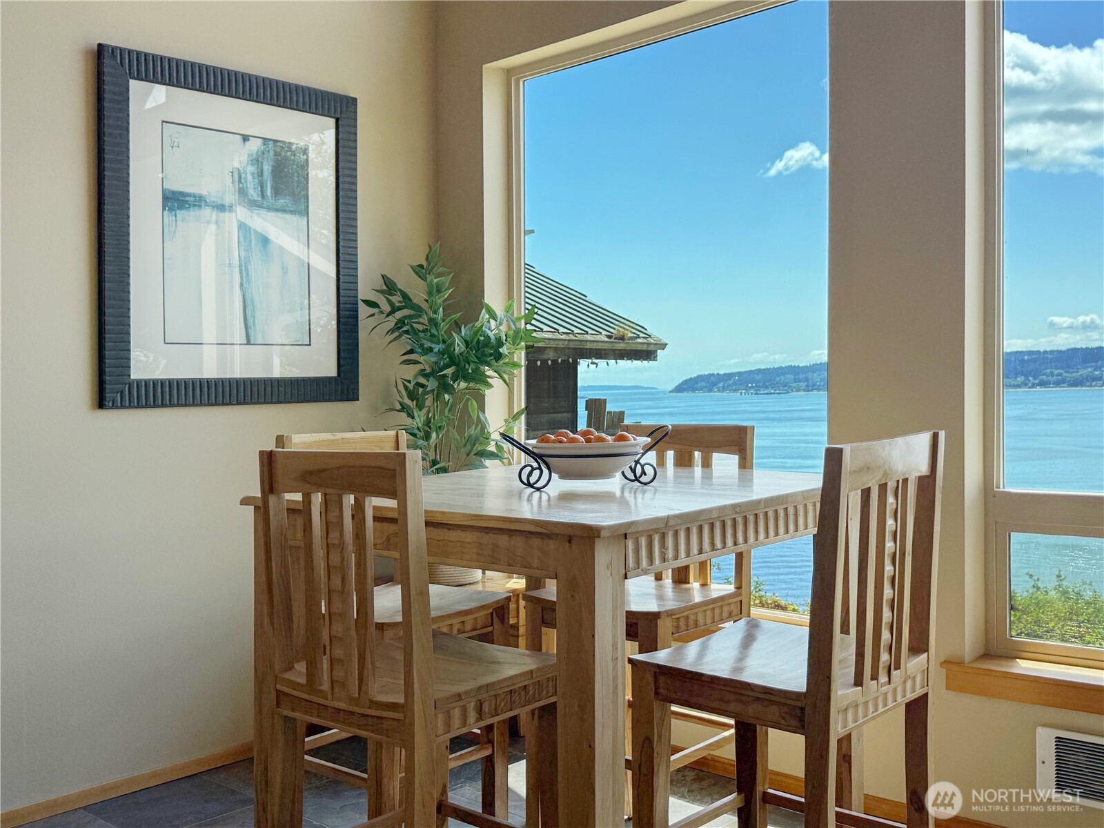 49 M Whidbey Island Drive , Everett, WA 98206