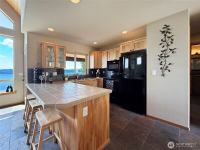 49 M Whidbey Island Drive , Everett, WA 98206 - Photo 6