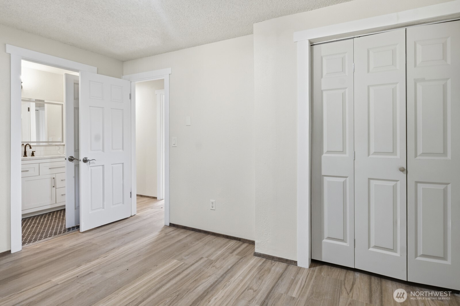 5323 77th Court SW, Olympia, WA 98512-2355