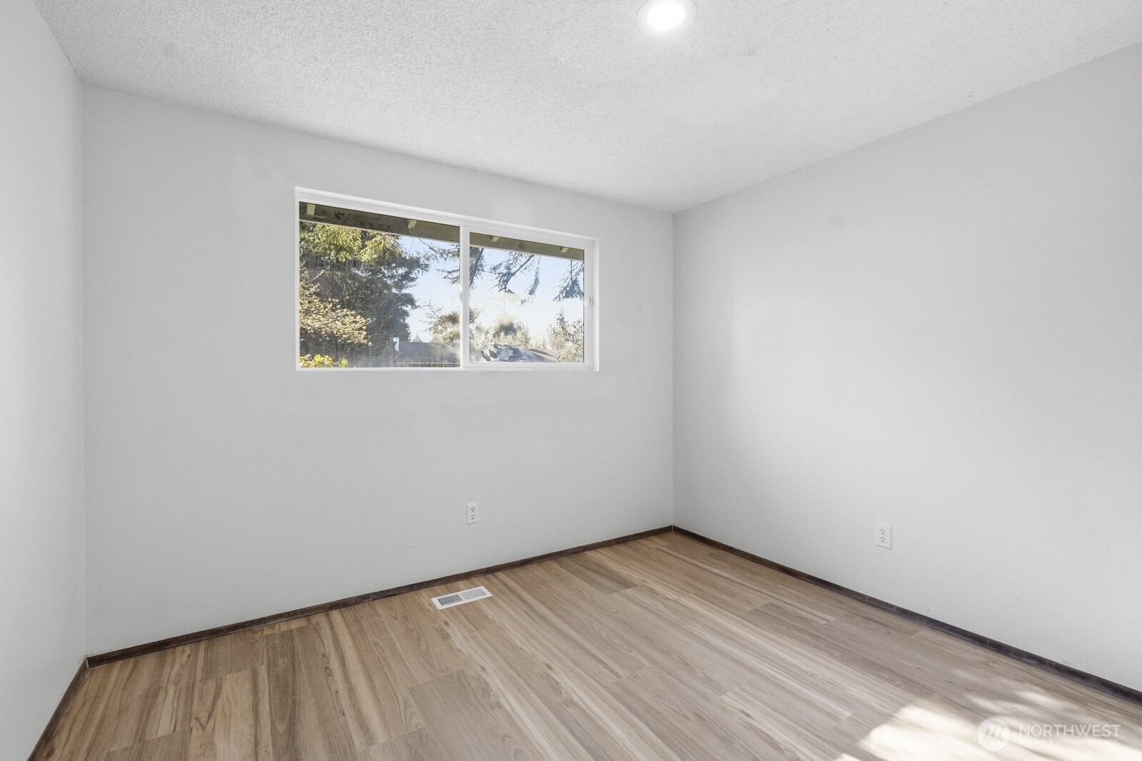 5323 77th Court SW, Olympia, WA 98512-2355