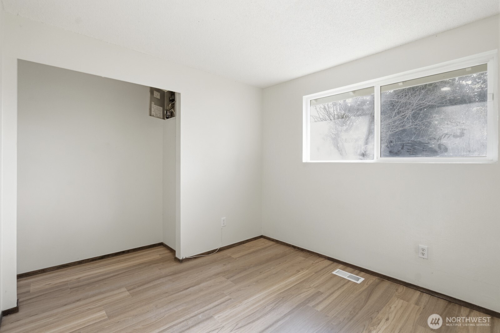 5323 77th Court SW, Olympia, WA 98512-2355