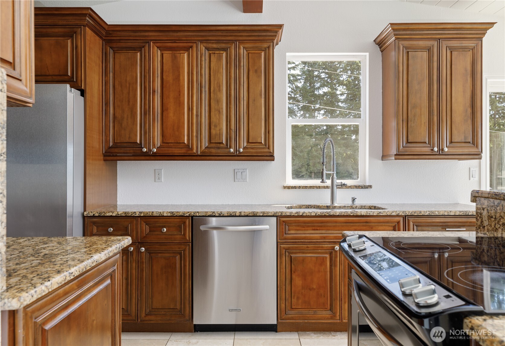 2735 Evening Glory Court , Clinton, WA 98236