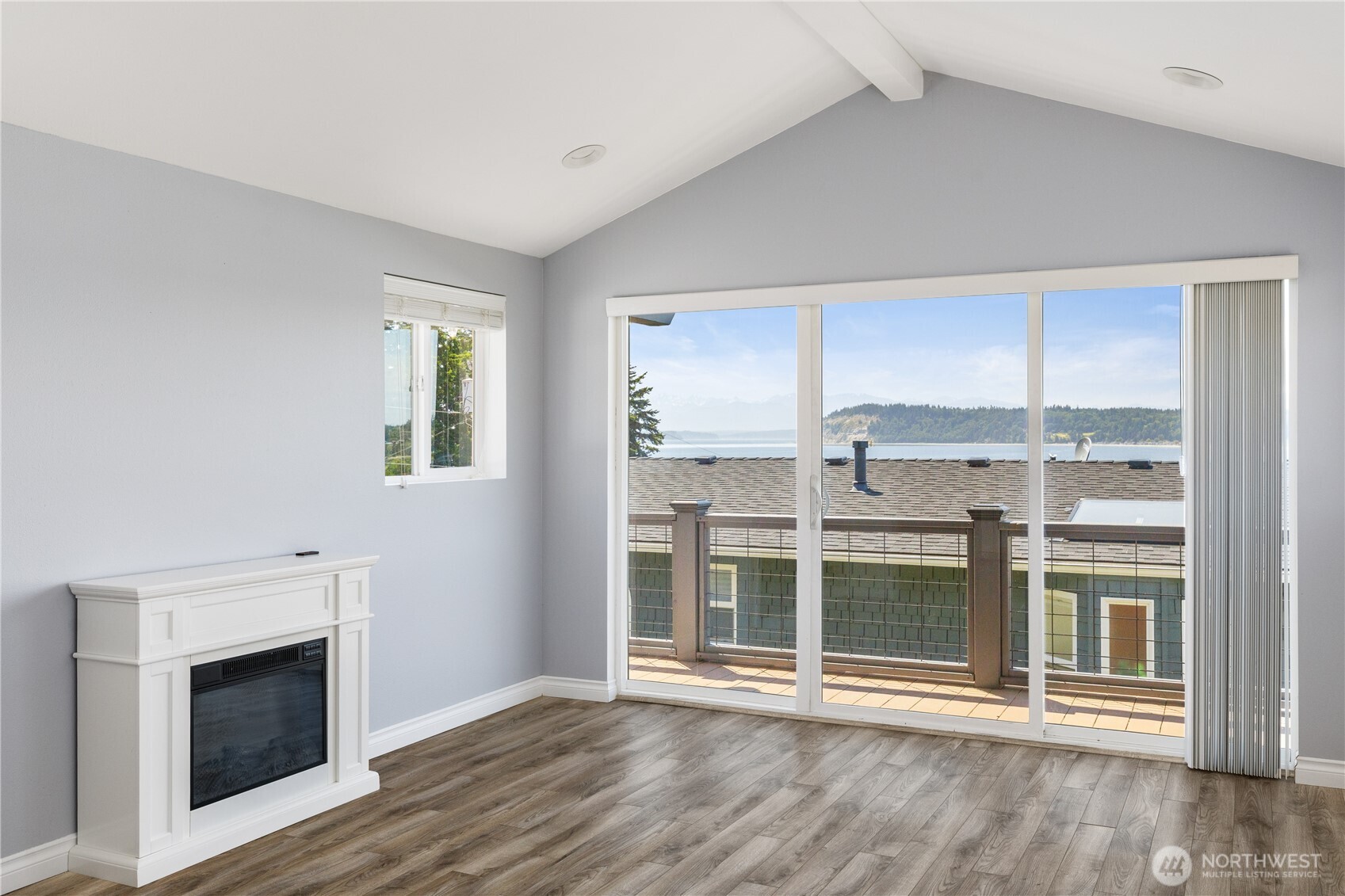 2735 Evening Glory Court , Clinton, WA 98236