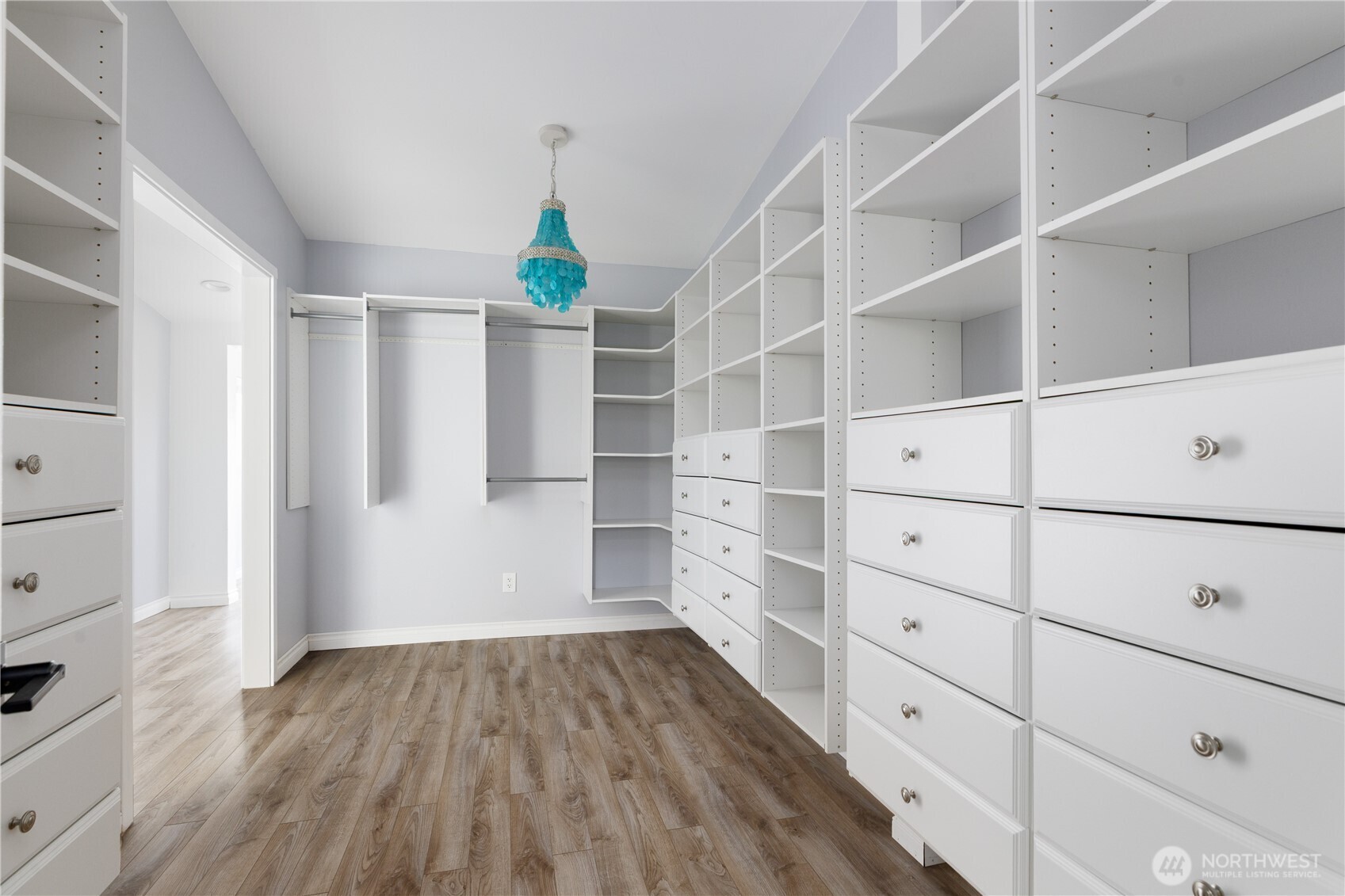 2735 Evening Glory Court , Clinton, WA 98236