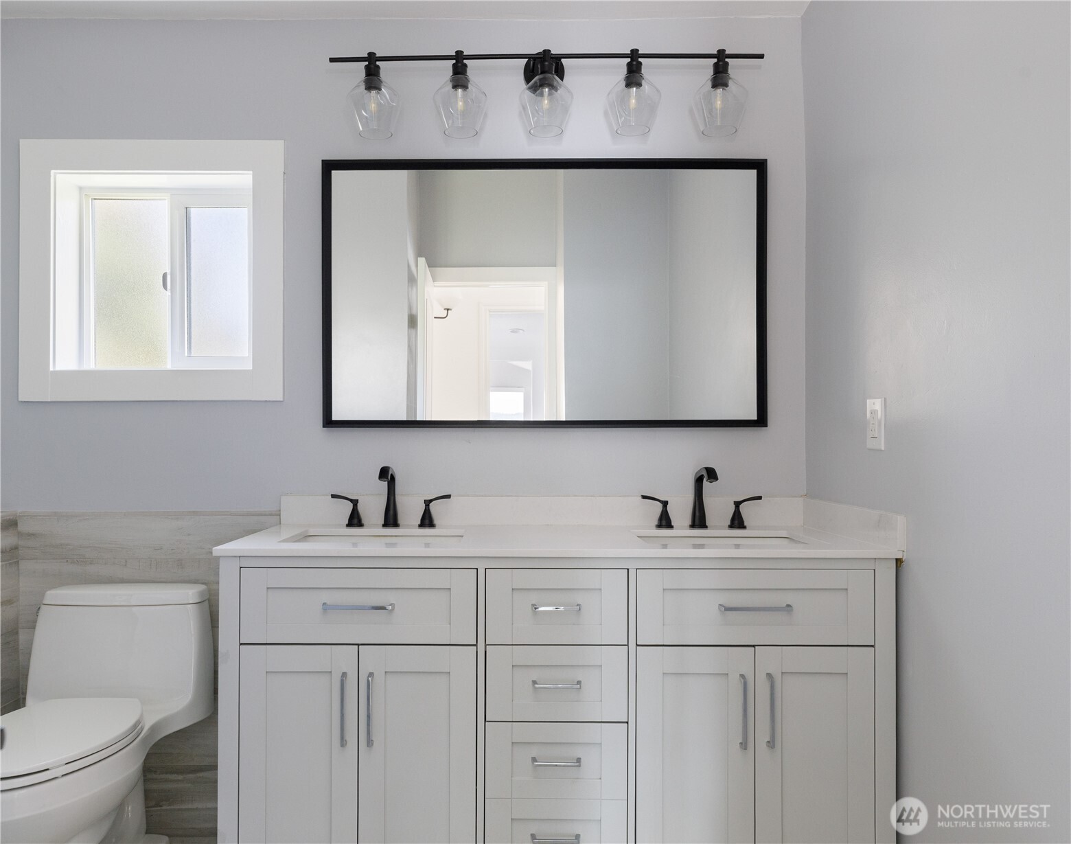 2735 Evening Glory Court , Clinton, WA 98236