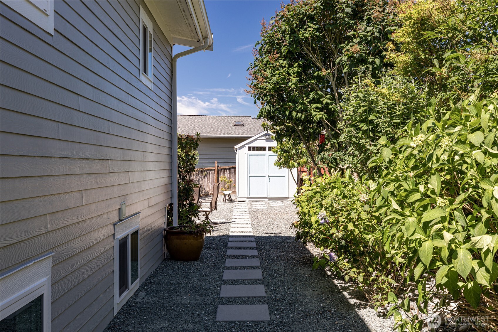 2735 Evening Glory Court , Clinton, WA 98236