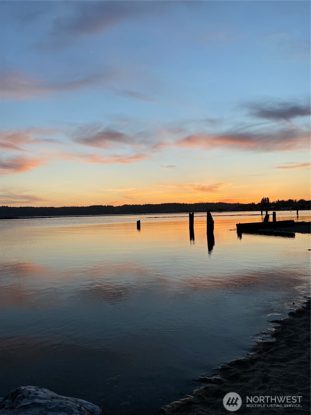 2735 Evening Glory Court , Clinton, WA 98236