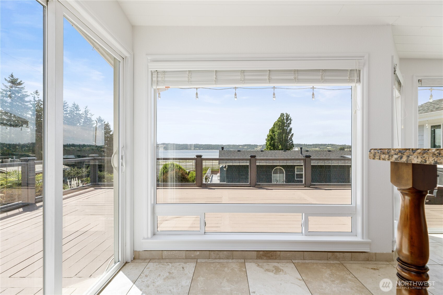 2735 Evening Glory Court , Clinton, WA 98236