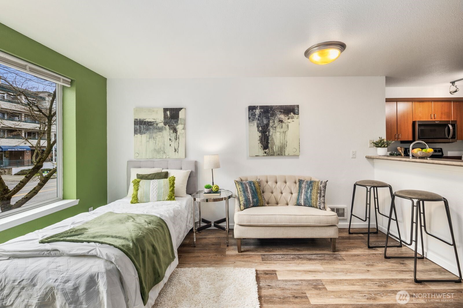 8745 Greenwood Avenue N #207, Seattle, WA 98103-3650