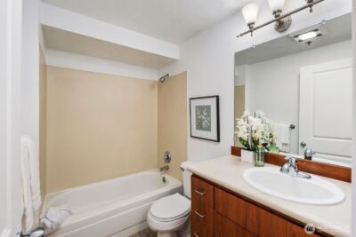 8745 Greenwood Avenue N #207, Seattle, WA 98103-3650 - Photo 7