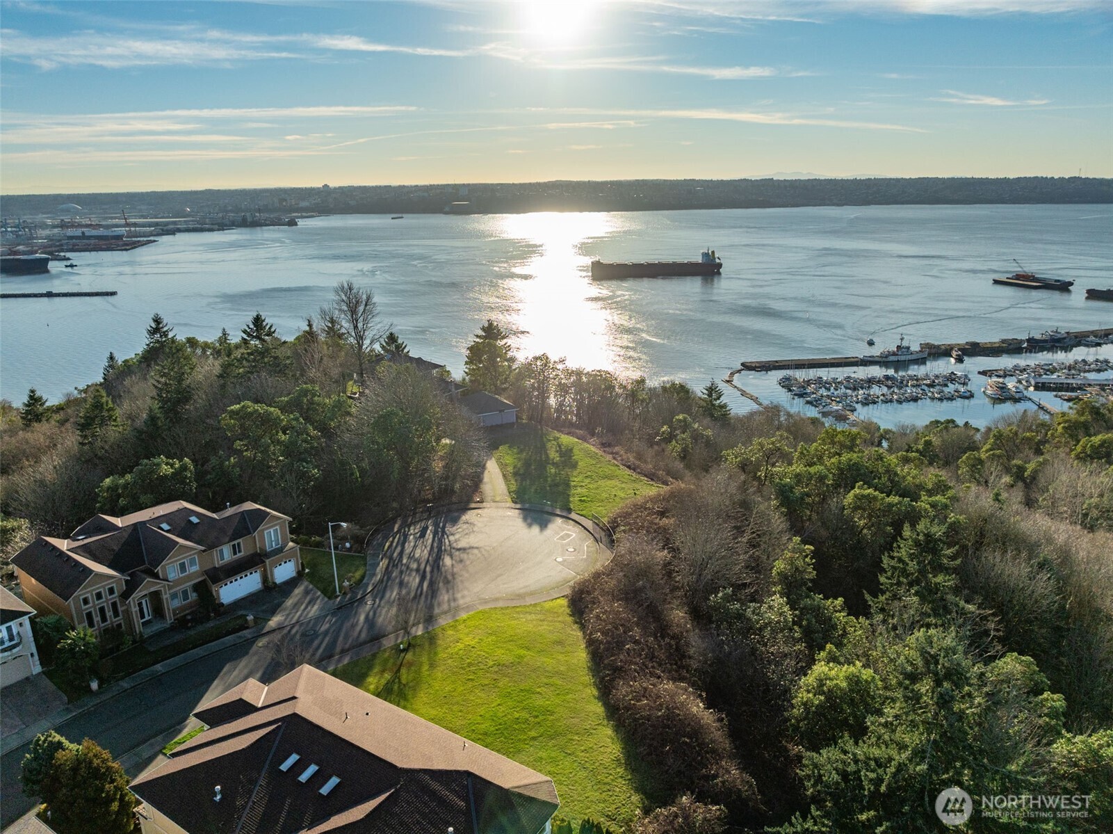 2809 44th Street Ct NE, Tacoma, WA 98422