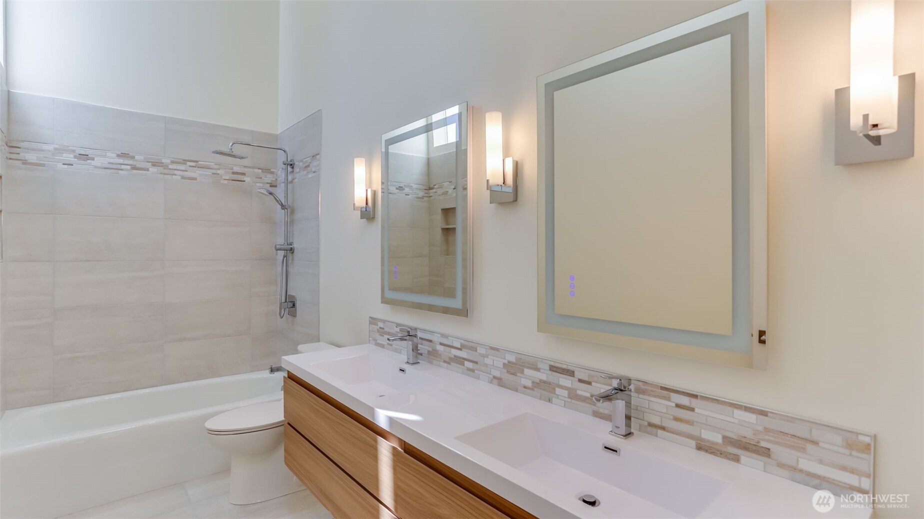 8158 W Mercer Way , Mercer Island, WA 98040
