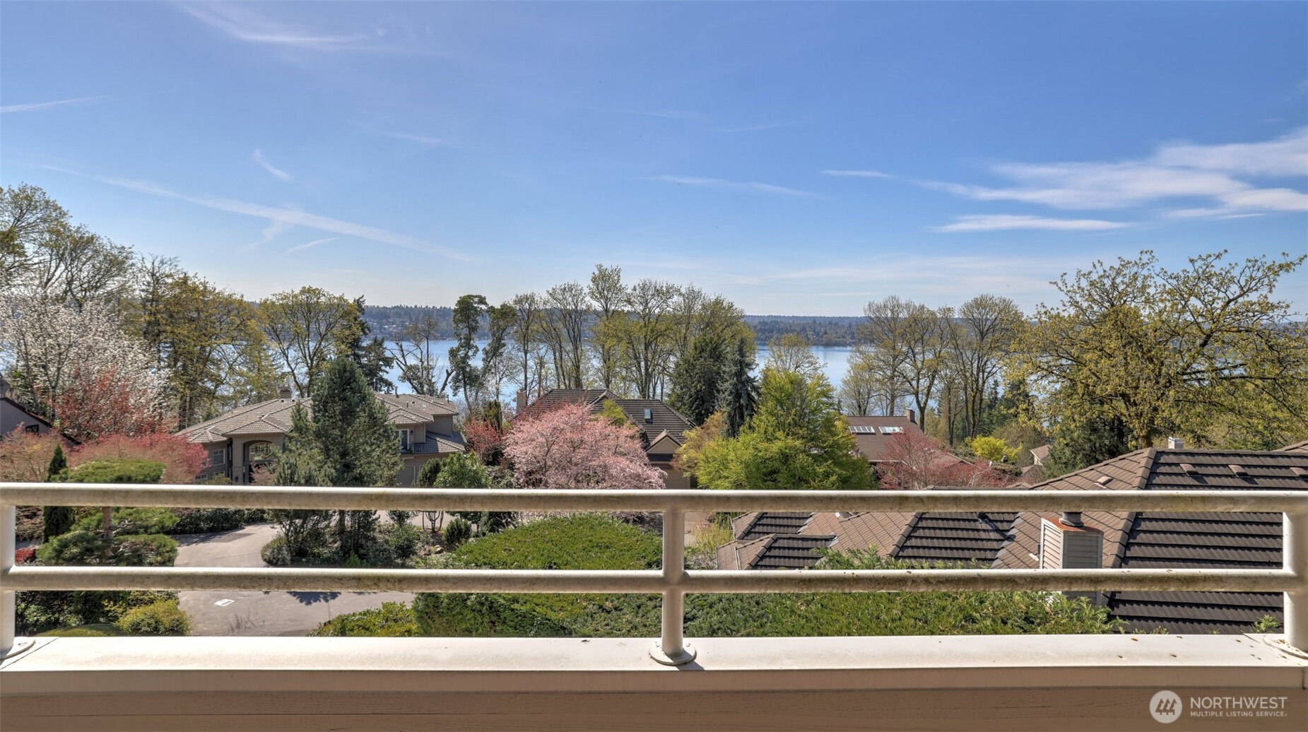 8158 W Mercer Way , Mercer Island, WA 98040