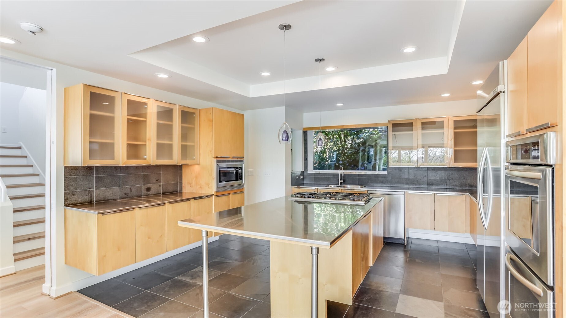 8158 W Mercer Way , Mercer Island, WA 98040