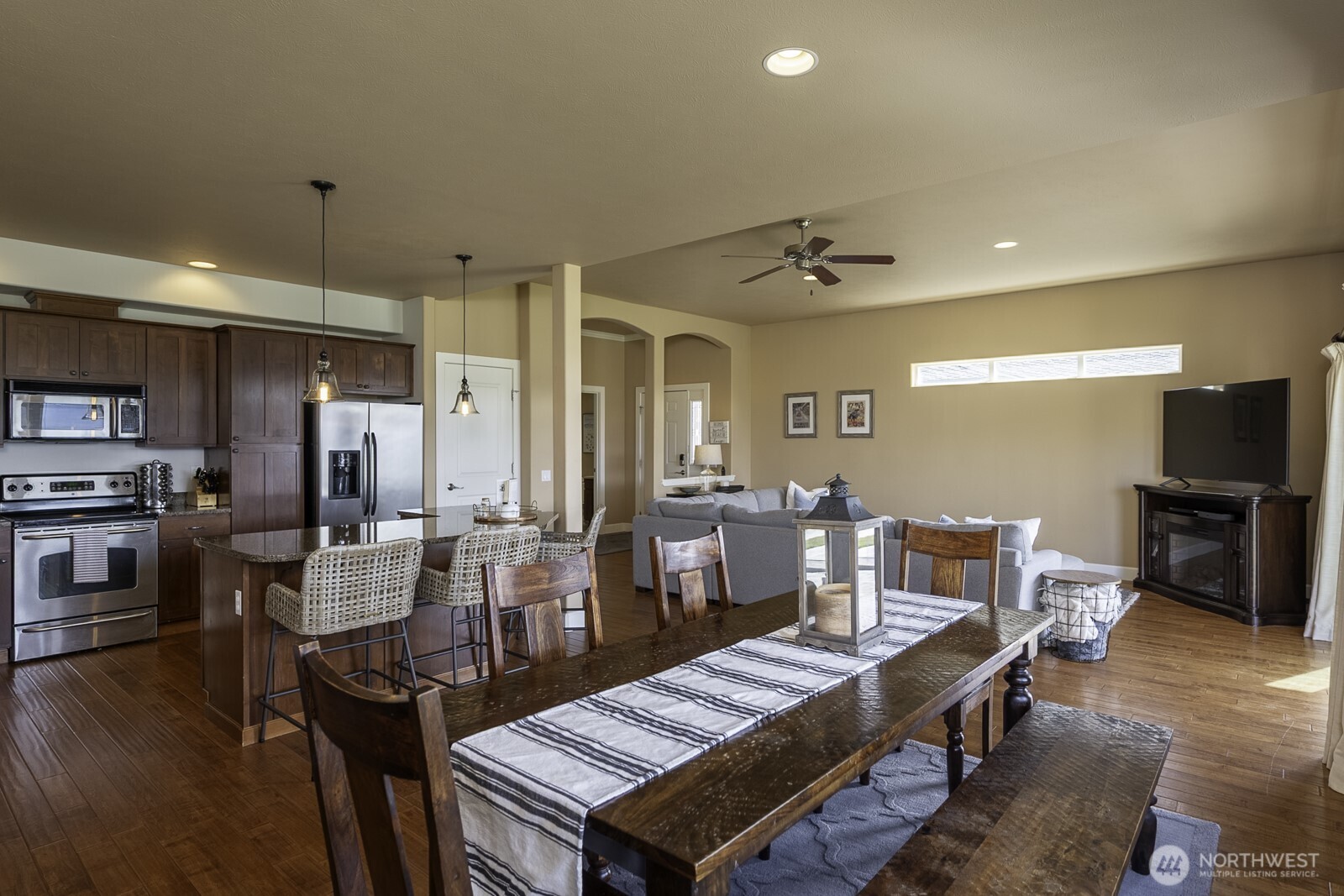 23466 Sunserra Loop NW, Quincy, WA 98848