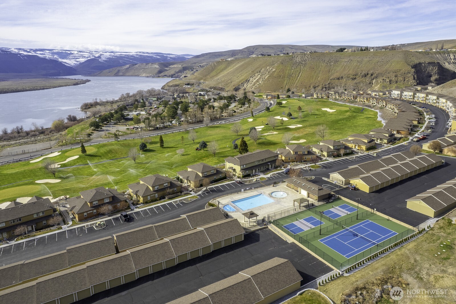 23466 Sunserra Loop NW, Quincy, WA 98848