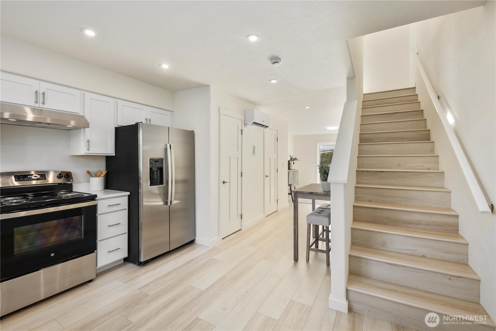 1032 1 Guard Street , Friday Harbor, WA 98250