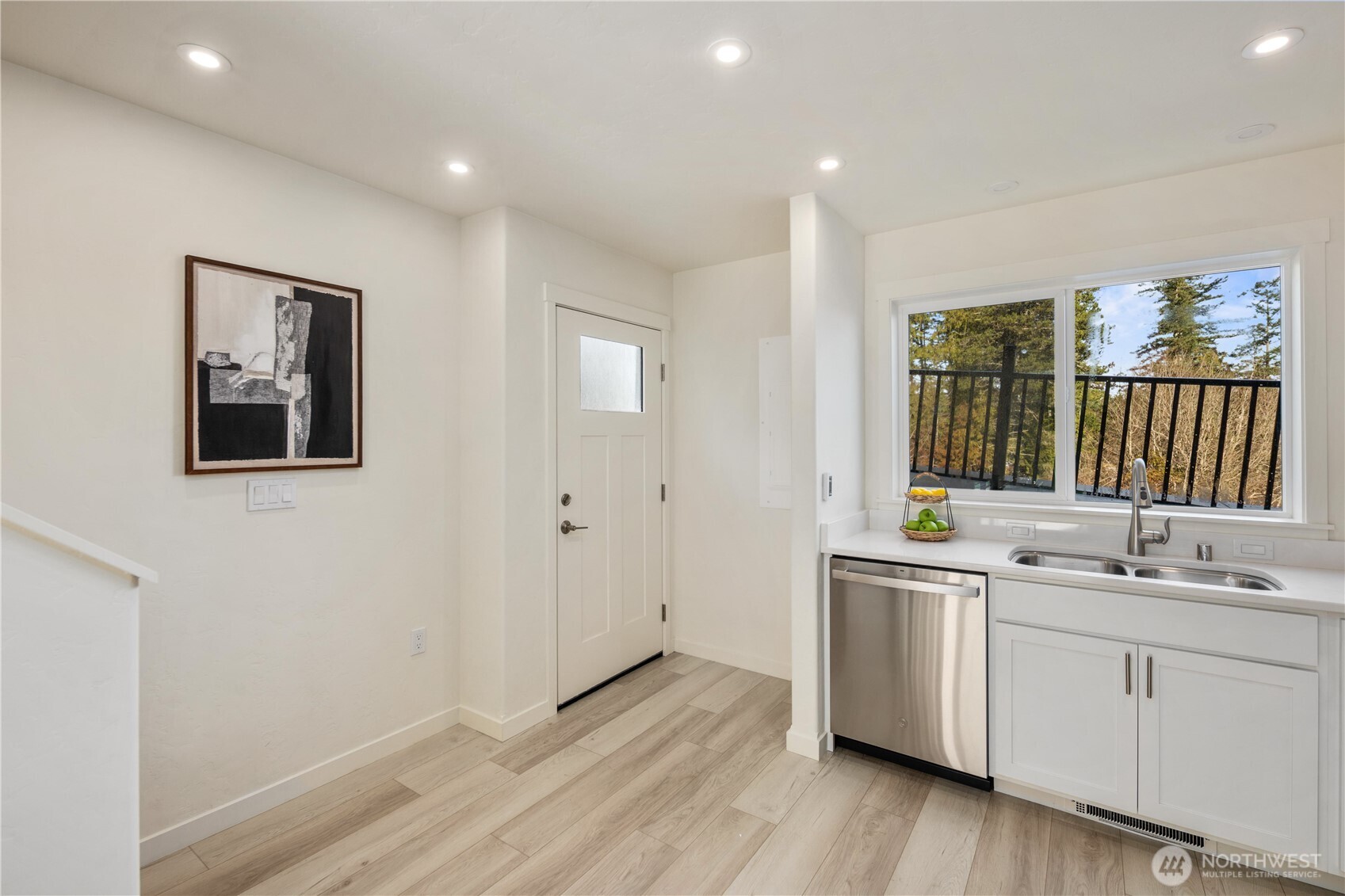 1032 1 Guard Street , Friday Harbor, WA 98250