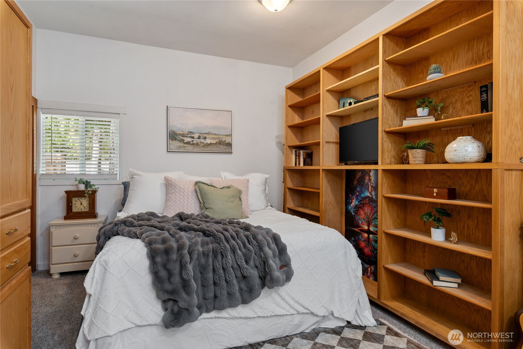 30 E Richardson Road , Belfair, WA 98528