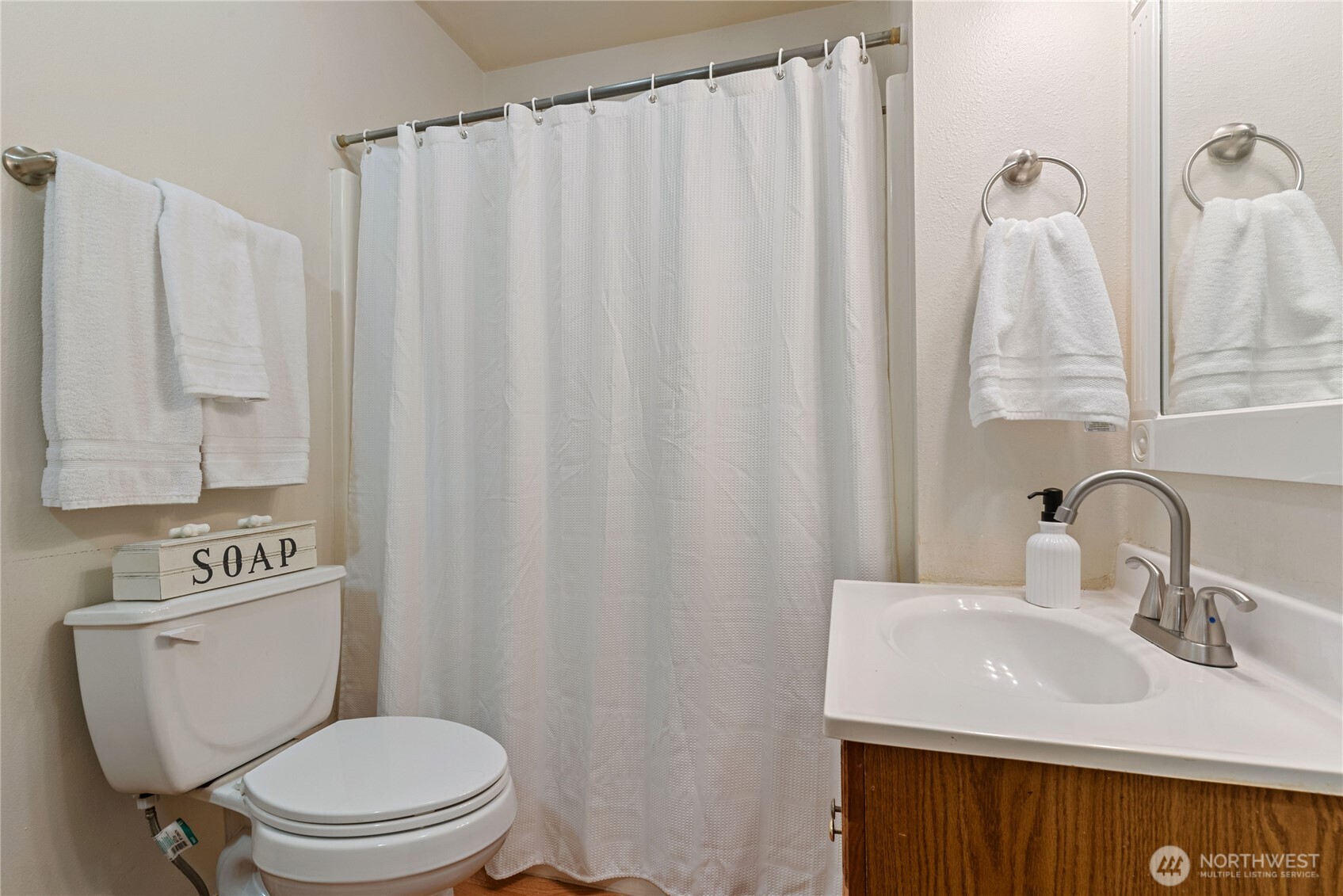 30 E Richardson Road , Belfair, WA 98528