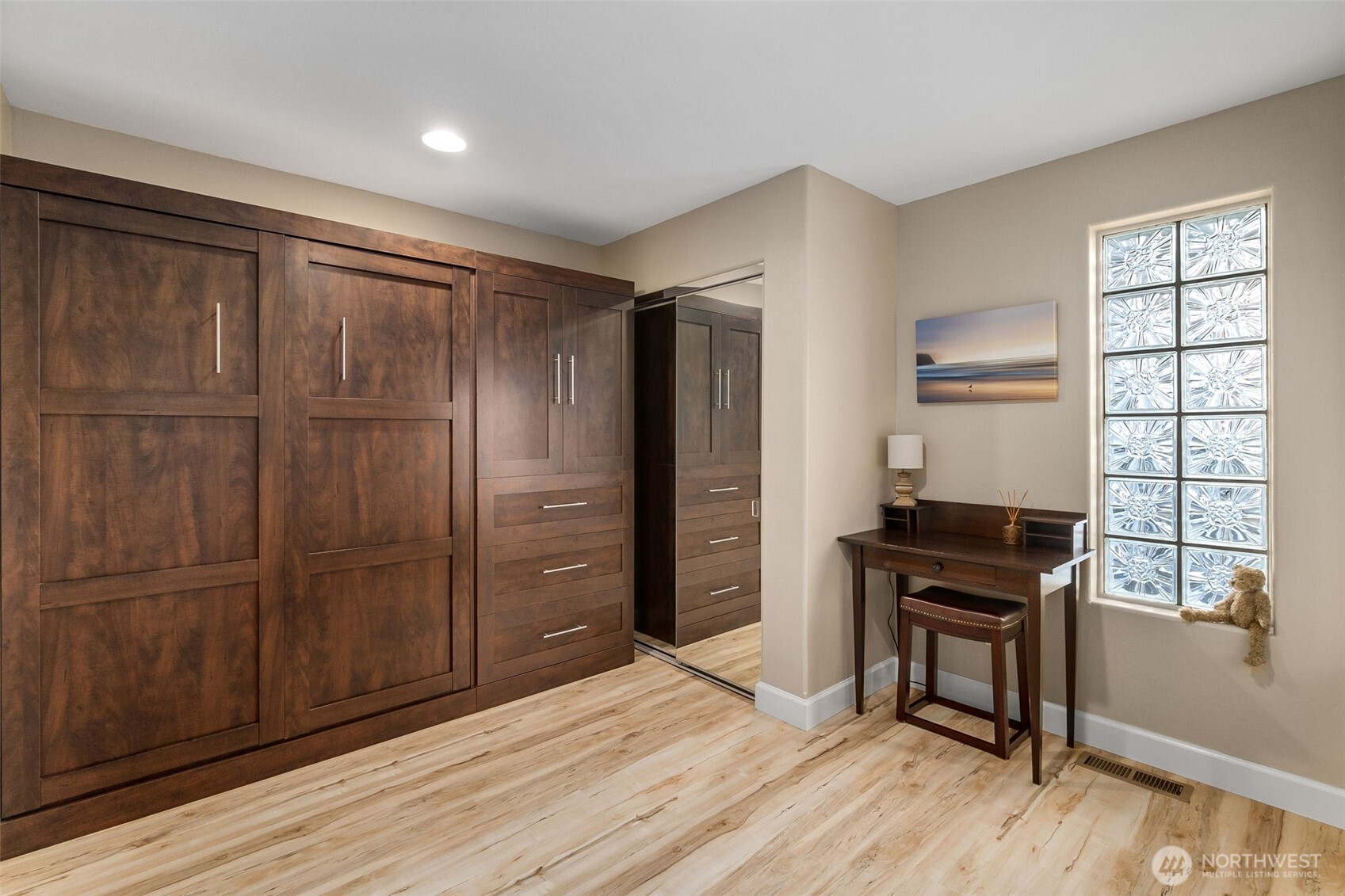 2406 Island Drive NW, Olympia, WA 98502