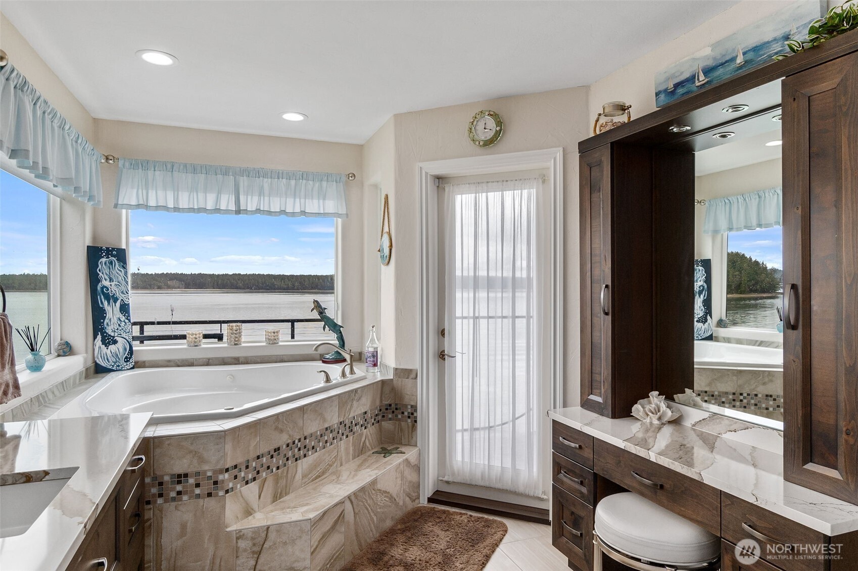 2406 Island Drive NW, Olympia, WA 98502