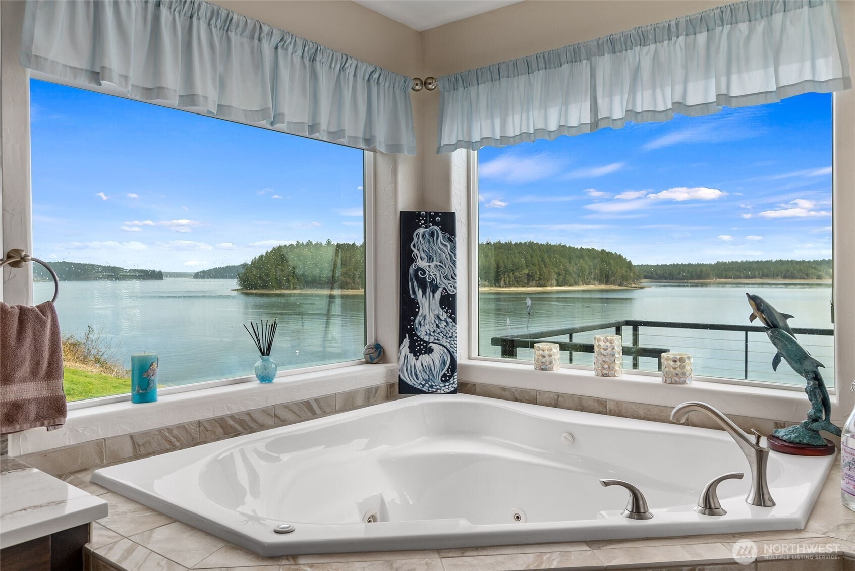 2406 Island Drive NW, Olympia, WA 98502