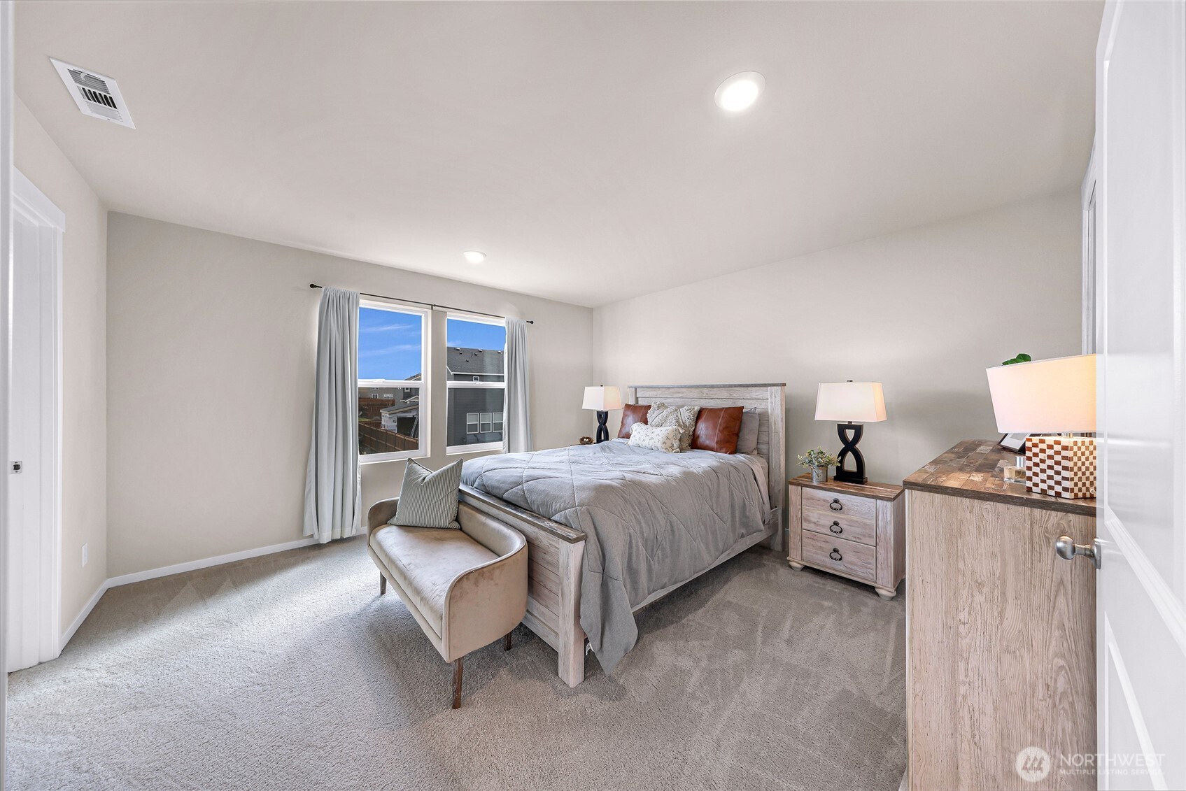 2920 Roundup Drive , Ellensburg, WA 98926-1403