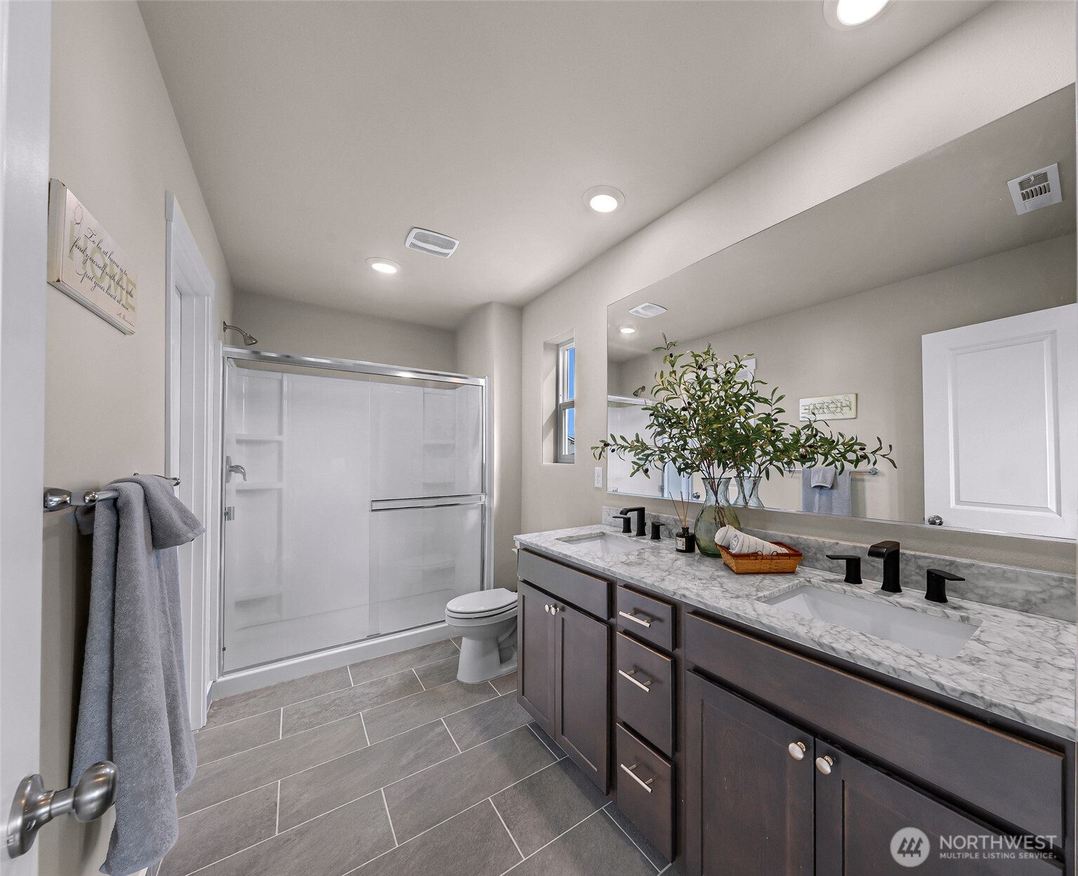 2920 Roundup Drive , Ellensburg, WA 98926-1403