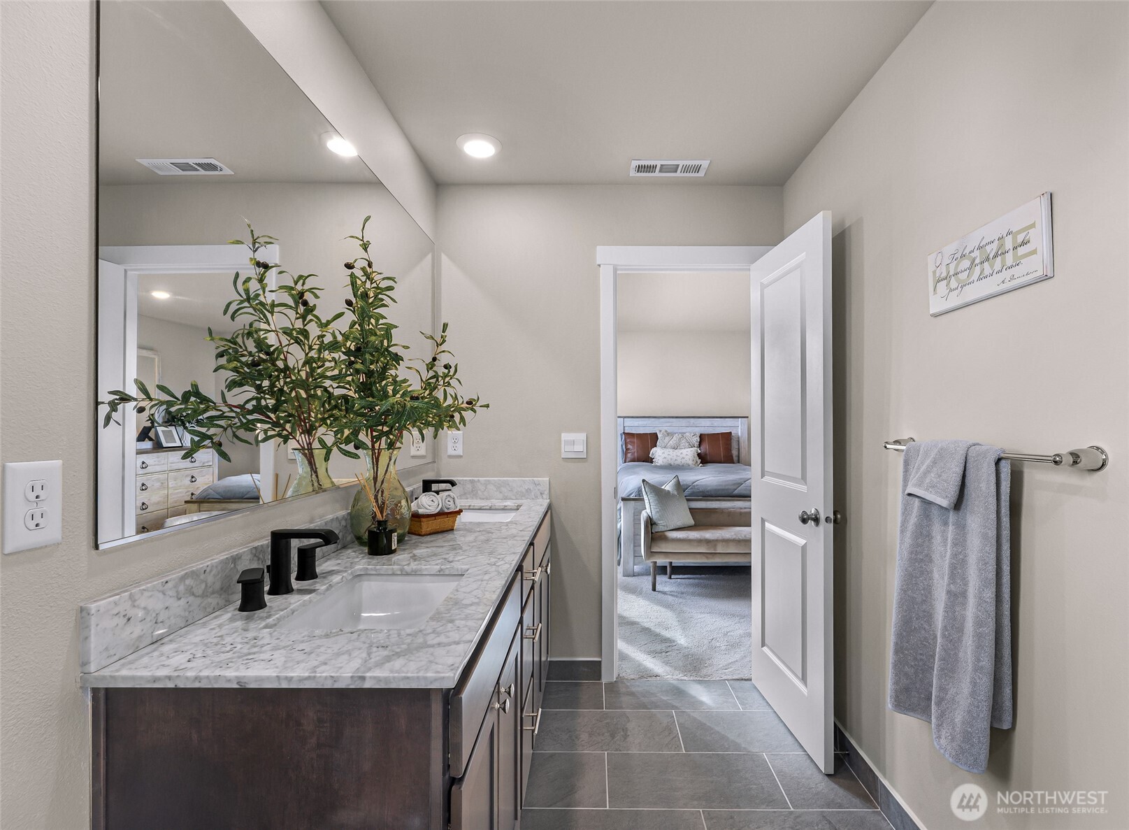 2920 Roundup Drive , Ellensburg, WA 98926-1403