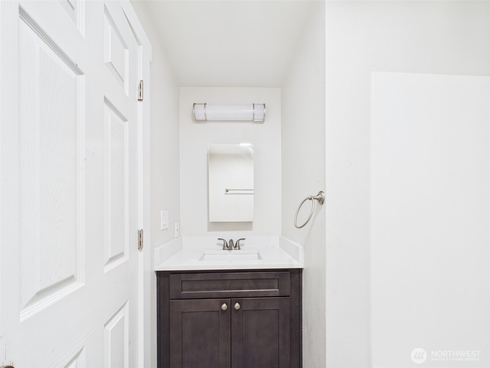 29645 18th Avenue S #A301, Federal Way, WA 98003