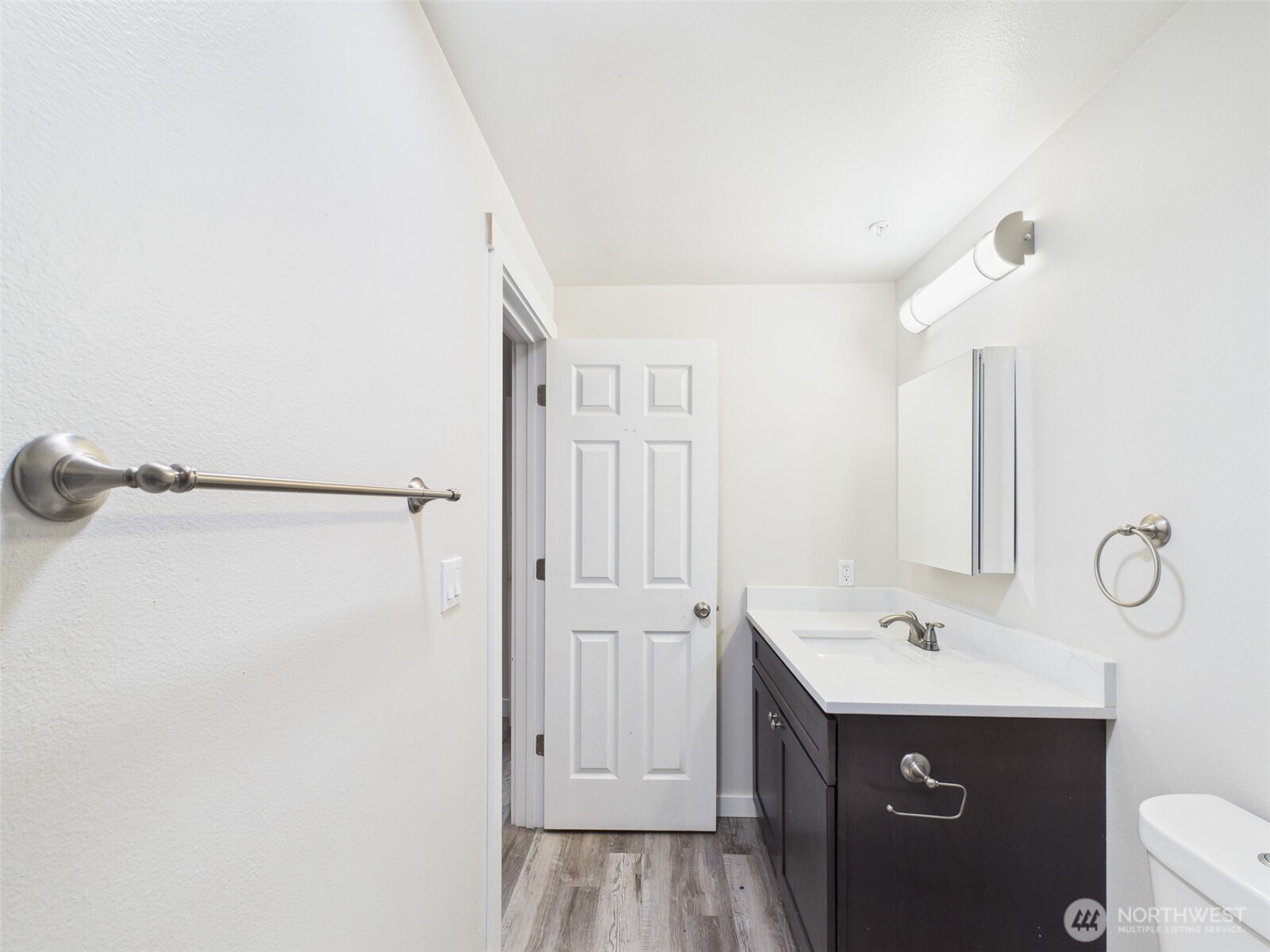 29645 18th Avenue S #A301, Federal Way, WA 98003