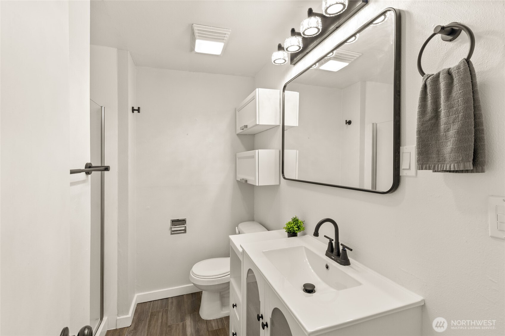 2010 13th Avenue NW, Puyallup, WA 98371