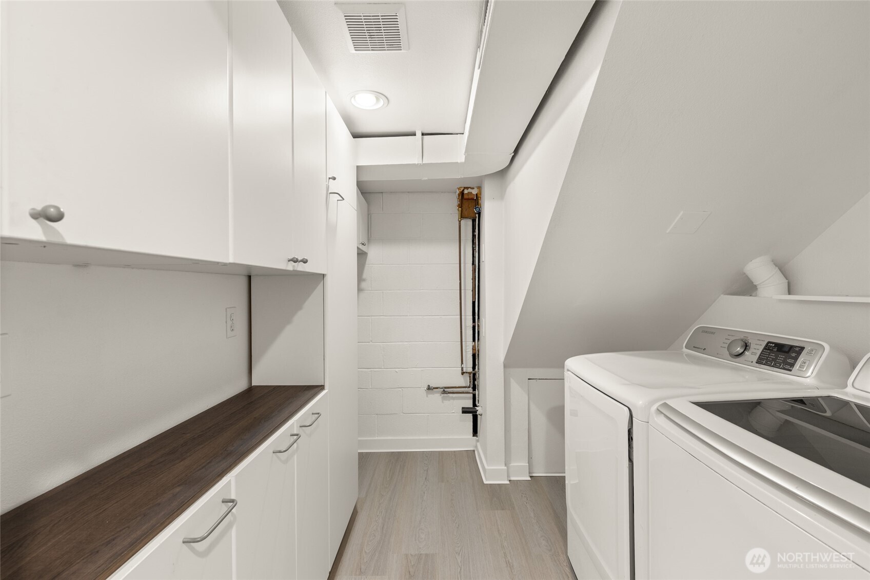 2010 13th Avenue NW, Puyallup, WA 98371