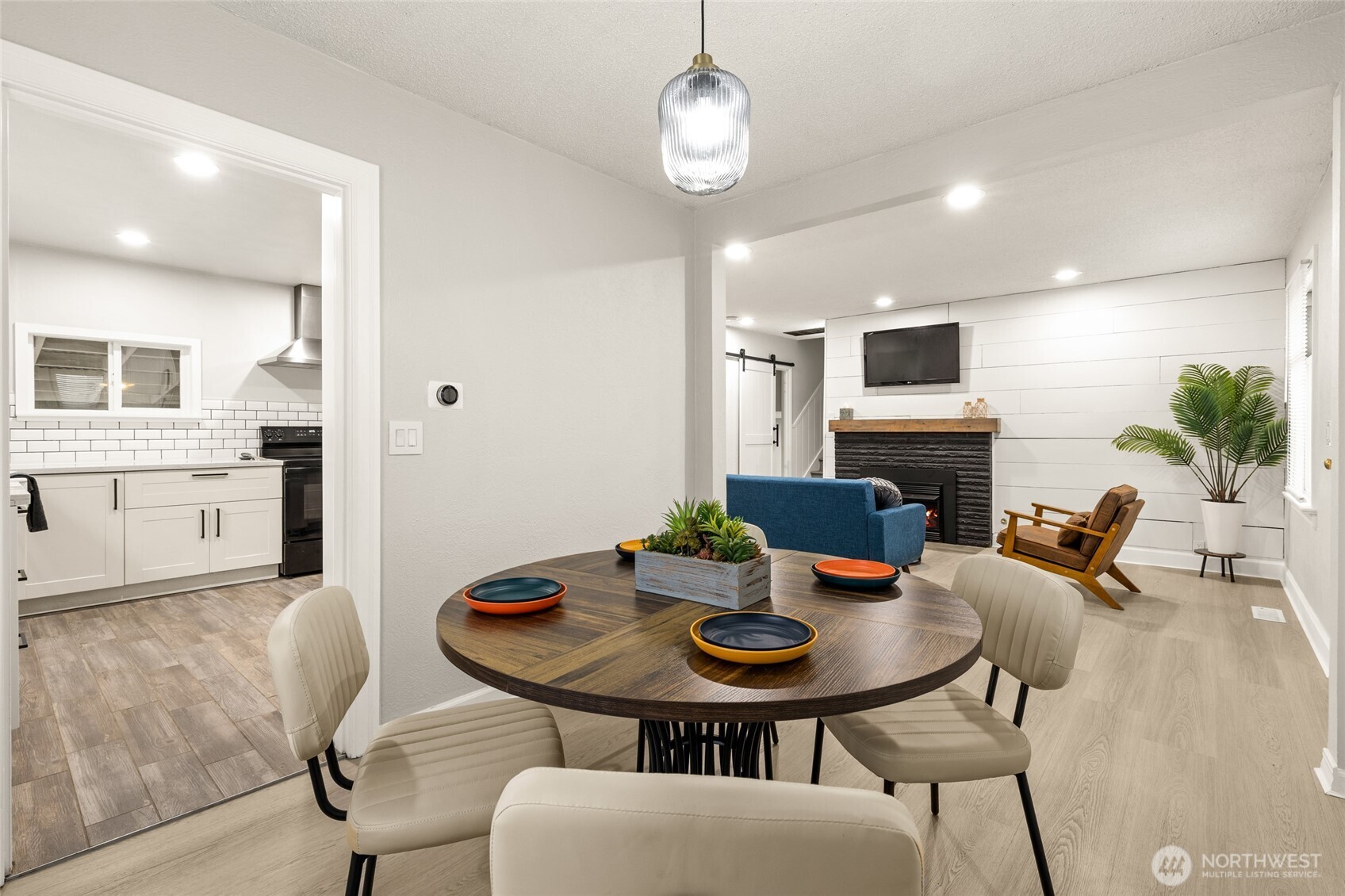 2010 13th Avenue NW, Puyallup, WA 98371