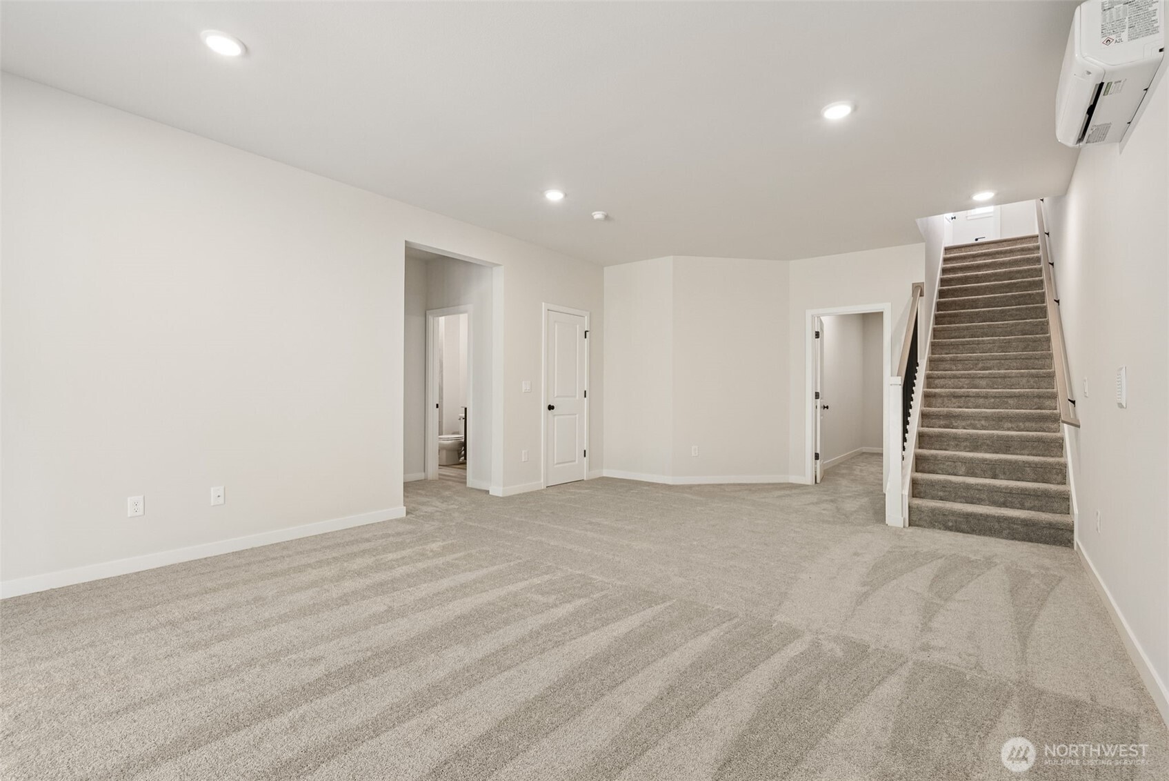 2049 NE Norseman Way , Poulsbo, WA 98370