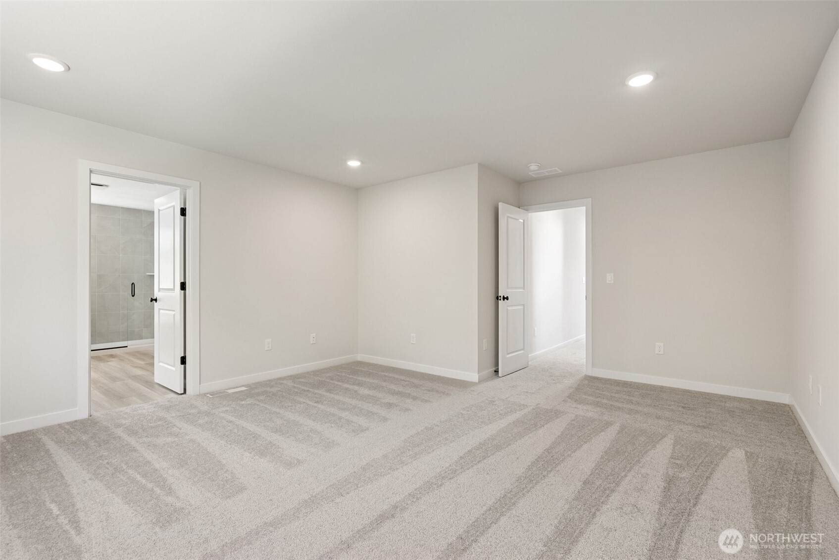 2049 NE Norseman Way , Poulsbo, WA 98370