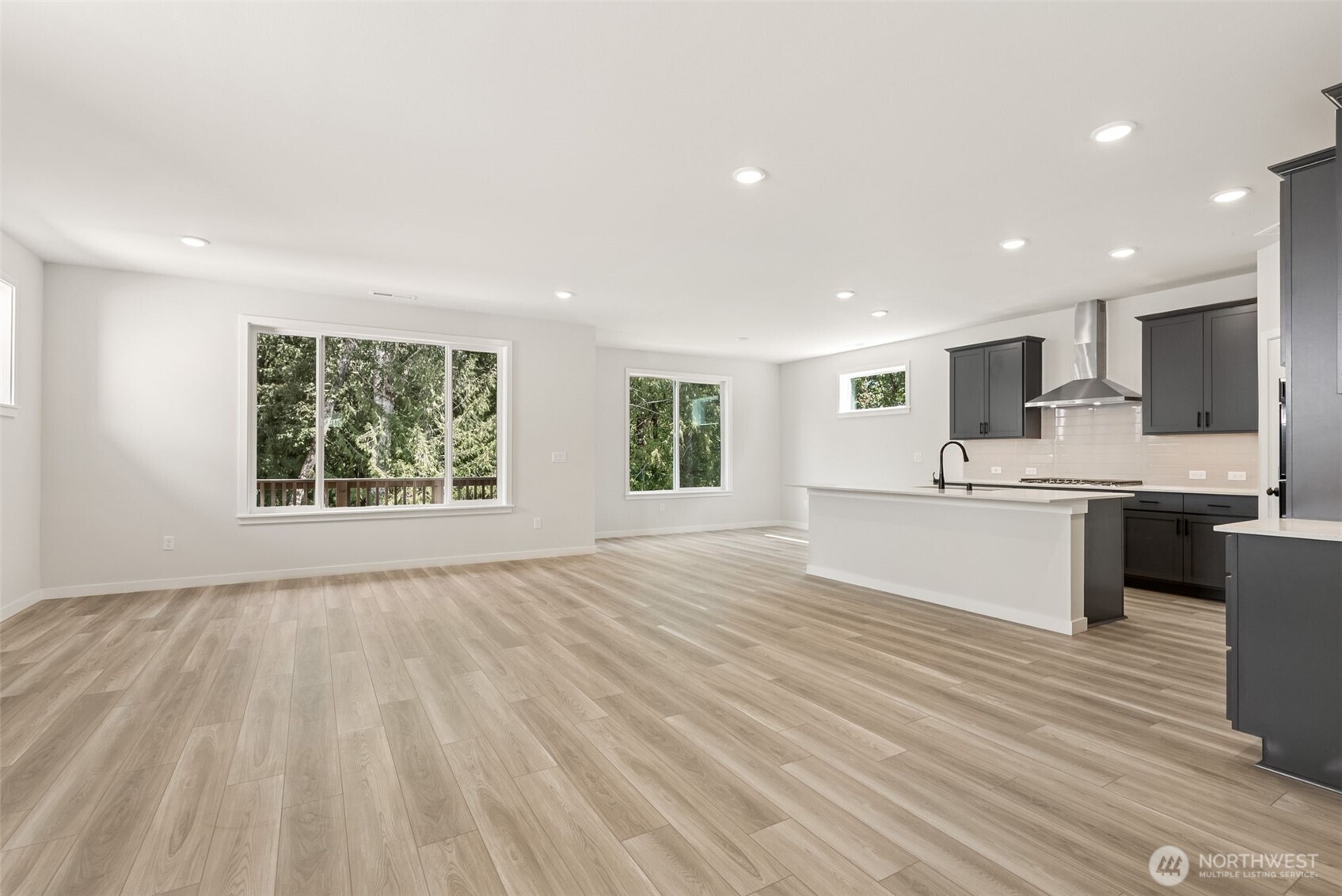 2049 NE Norseman Way , Poulsbo, WA 98370