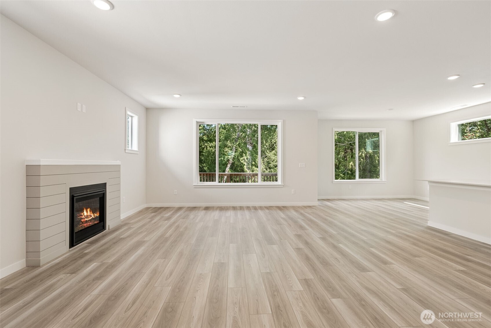 2049 NE Norseman Way , Poulsbo, WA 98370