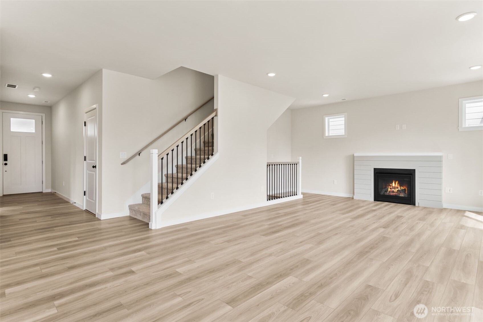 2037 NE Norseman Way , Poulsbo, WA 98370